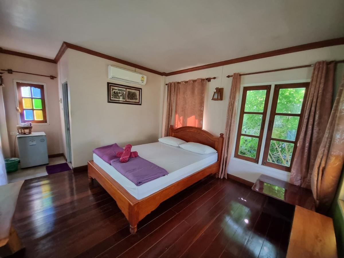 Hello Sichang Bungalow Ko Si Chang Exterior photo