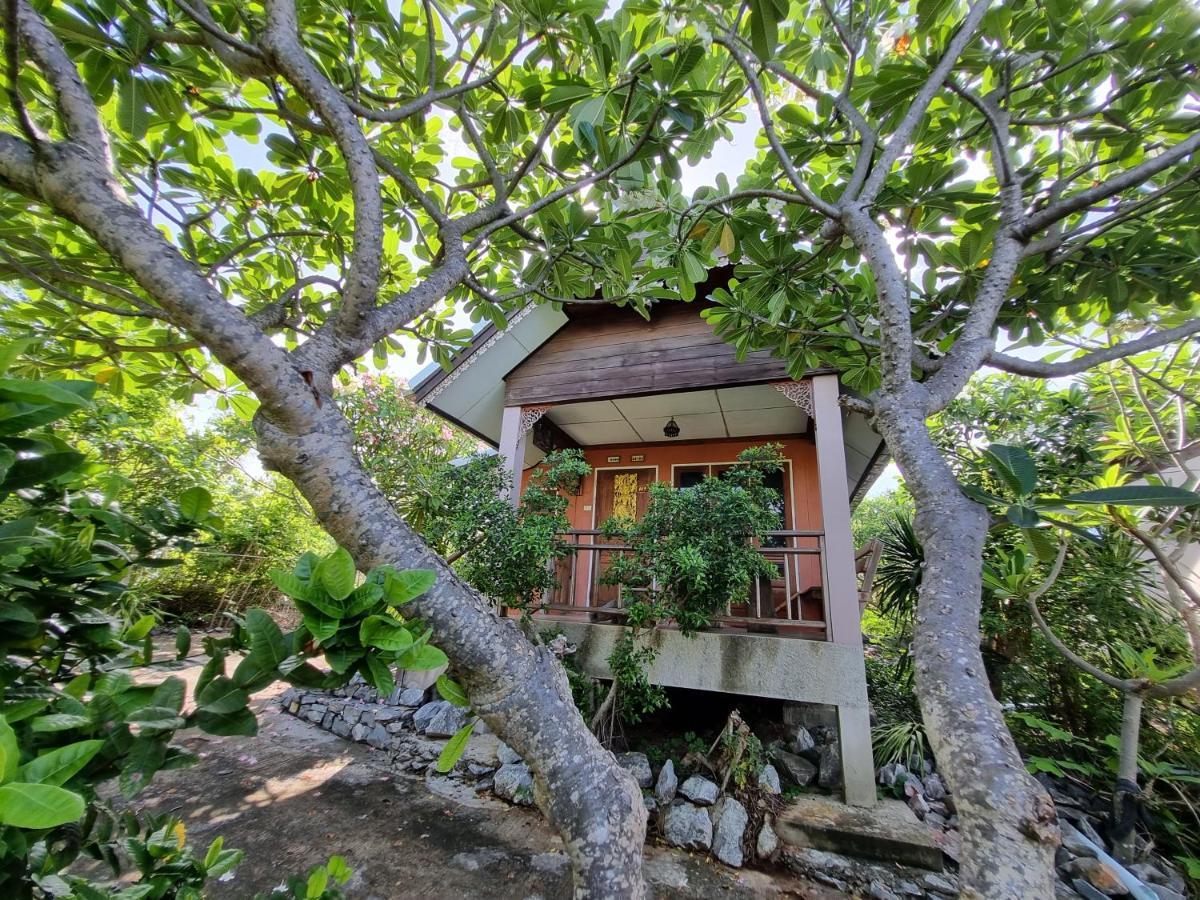Hello Sichang Bungalow Ko Si Chang Exterior photo